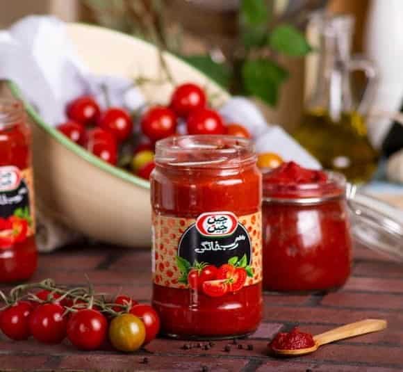 تصویر 2 از رب گوجه فرنگی سنتی با طعم غنی و بافت طبیعی خانگی